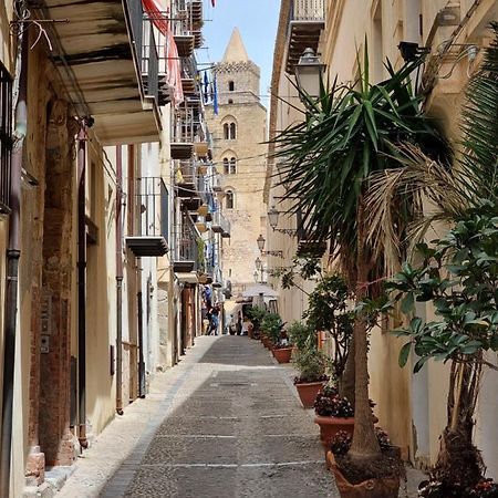 Mandralisca Holidays - Luxury Apartments チェファル エクステリア 写真