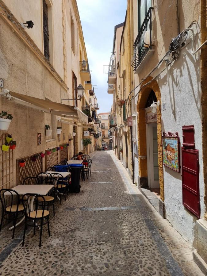 Mandralisca Holidays - Luxury Apartments チェファル エクステリア 写真