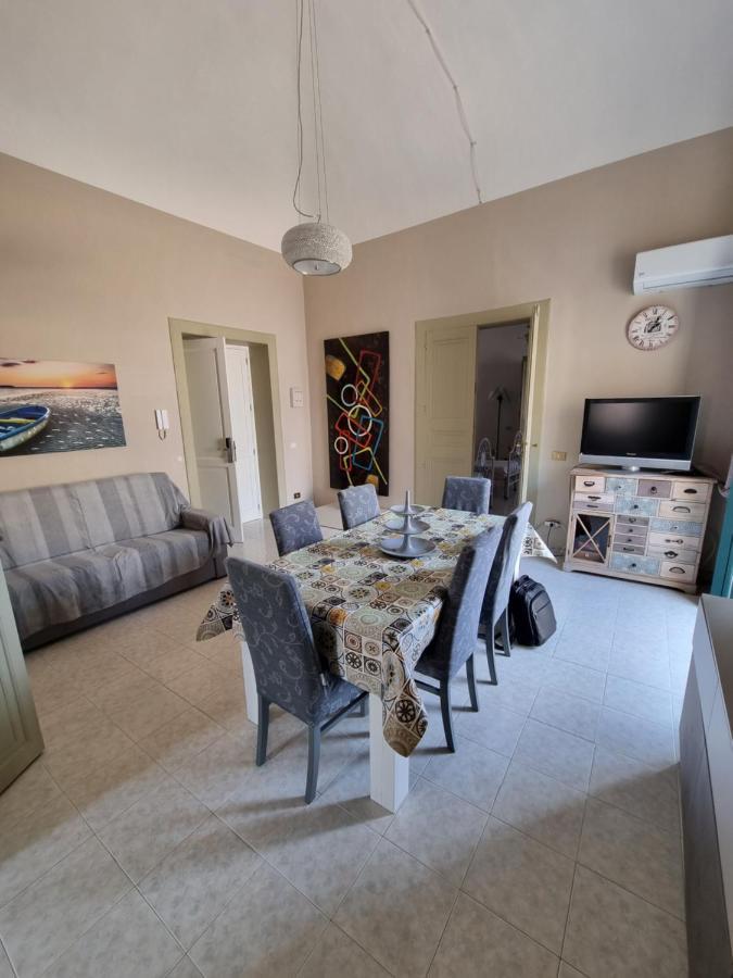Mandralisca Holidays - Luxury Apartments チェファル エクステリア 写真